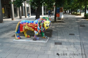 场所营造人民城市-从15公分的“标准”座椅到共享的“城市客厅”中国公共设施设计