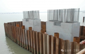 桥梁承台钢板桩围堰方案