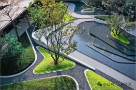 大道至简，简约的草坪也能做出惊艳的效果