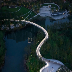 设计“悬浮感”｜轻盈、流动与不确定性