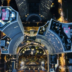 摩天楼，综合体